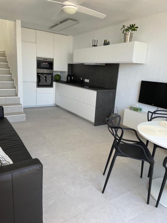 Casa Alexandra - Cosy 2Bedroom Duplex Торрев'єха Екстер'єр фото